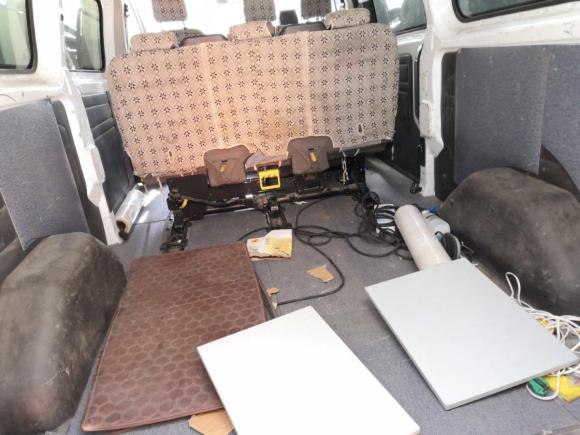 [常州·苏D] 二手福特全顺2017款 2.0T柴油多功能商用车中轴中顶国V