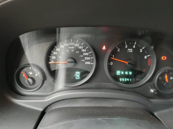 [义乌·浙G] 二手Jeep自由客2012款 2.4 运动版