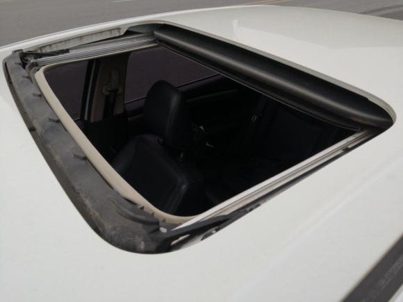 [南京·苏A] 二手铃木启悦2015款 1.6L 自动乐享型