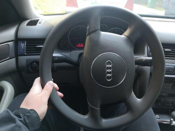 [南通·苏F] 二手奥迪奥迪A62004款 2.4L 自动基本型