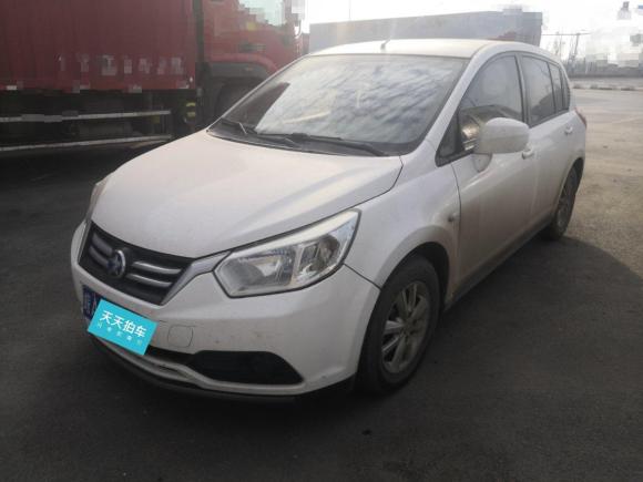 [合肥·皖A] 二手启辰启辰R502015款 1.6L 手动时尚版