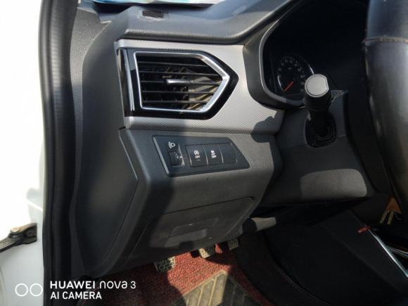 [南京·苏A] 二手一汽森雅R72016款 1.6L 手动豪华型