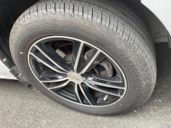 [武汉·鄂K] 二手比亚迪速锐2015款 1.5L 手动豪华型