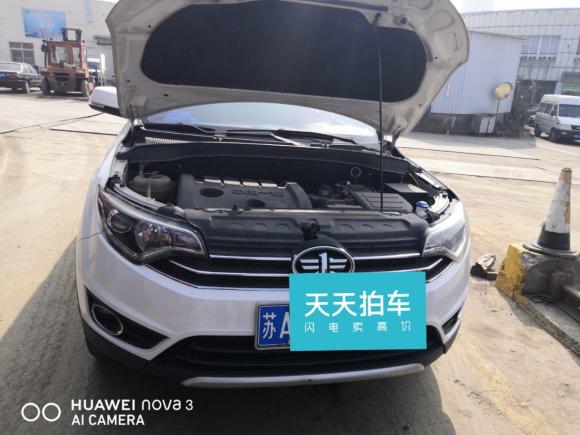 [南京·苏A] 二手一汽森雅R72016款 1.6L 手动豪华型