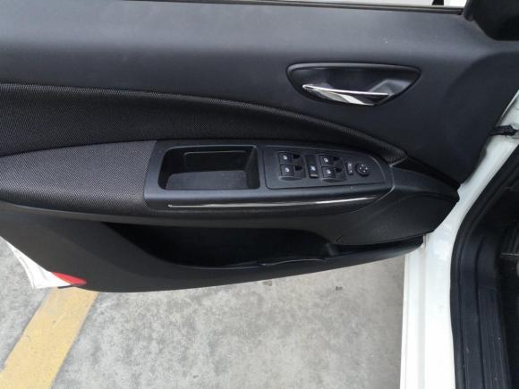 [上海·沪C] 二手菲亚特博悦2011款 1.4T AMT舒适版