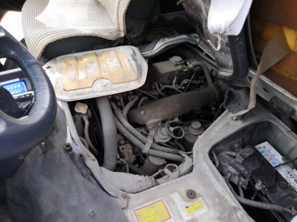 [青岛·鲁B] 二手福田福田风景2014款 2.5T快运标准型短轴版高顶4J25TC