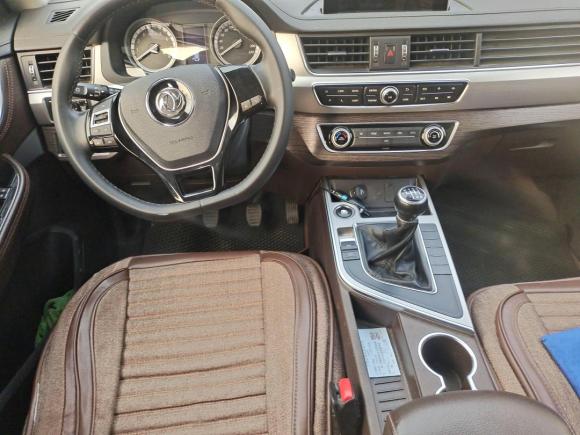 [北京·冀F] 二手东风风行景逸X52017年注册  2.0L 手动 