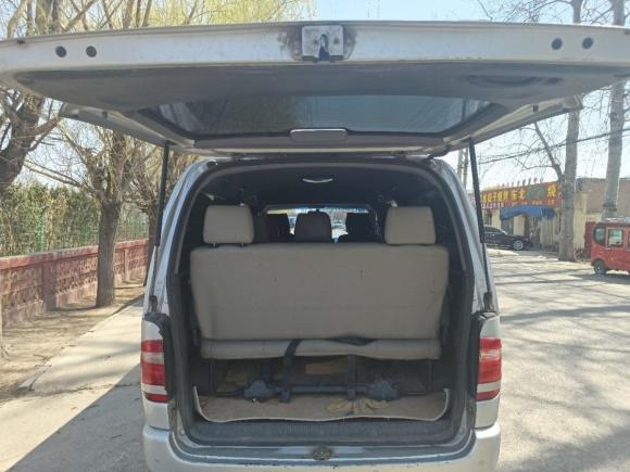 [北京·京A] 二手金杯阁瑞斯2010款 2.4L-3代 尊领标准型11座4RB2