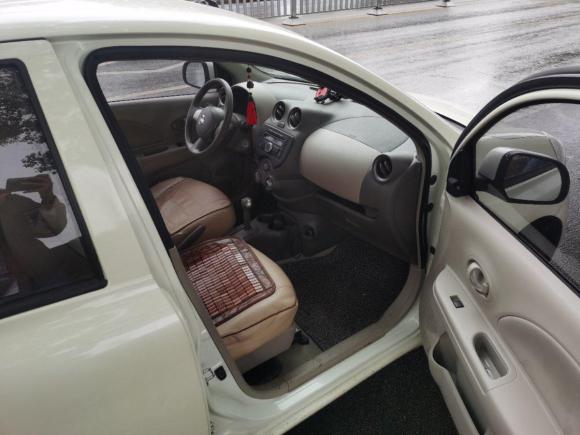 [苏州·苏E] 二手日产玛驰2015款 1.5L 自动易炫版