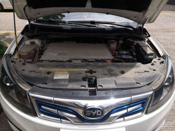 [义乌·浙G] 二手比亚迪比亚迪e52016款 300 豪华型