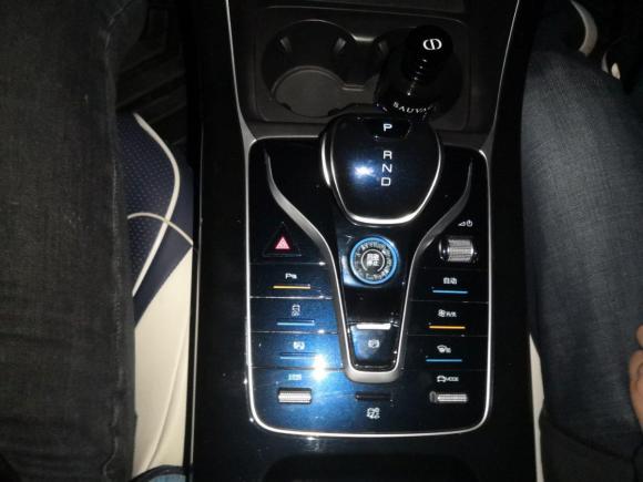 [芜湖·皖B] 二手比亚迪秦PLUS2021款 EV 400KM 豪华型
