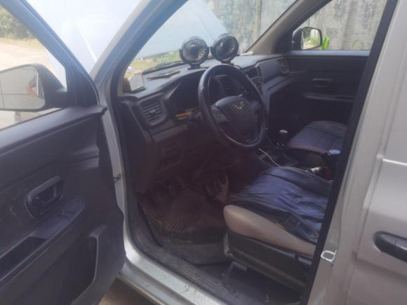 [金华·浙G] 二手五菱汽车五菱宏光V2019款 1.5L基本型国VI LAR