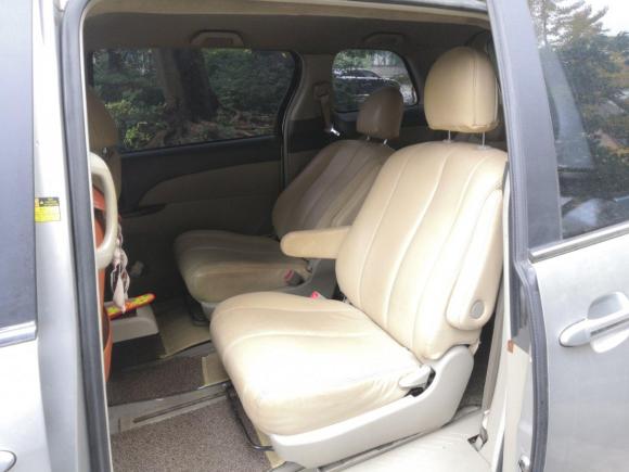 [成都·川L] 二手比亚迪比亚迪M62013款 2.0L 手动舒适型