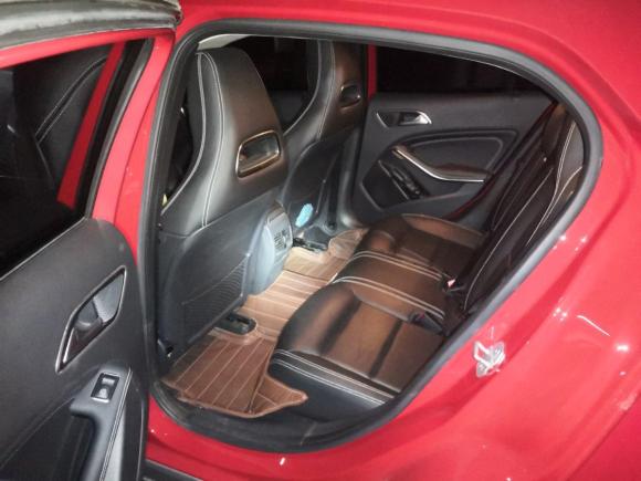 [芜湖·皖B] 二手奔驰奔驰GLA2015款 GLA 220 4MATIC 时尚型