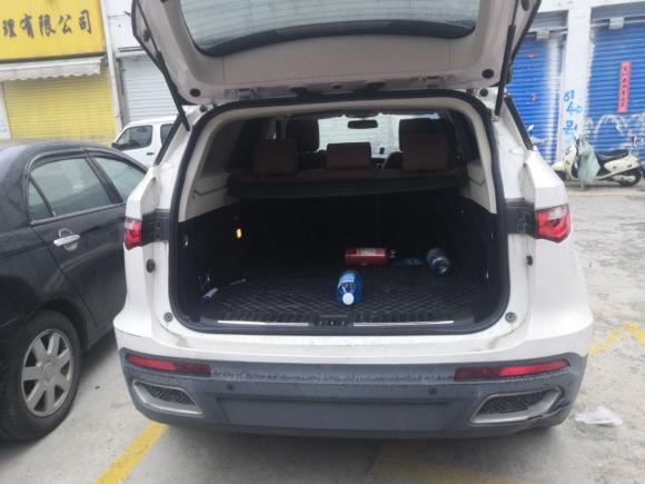 [无锡·苏B] 二手众泰众泰T7002017款 1.8T 双离合尊享型