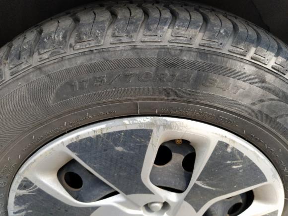 [上海·沪C] 二手起亚起亚K22011款 三厢 1.4L MT GLS