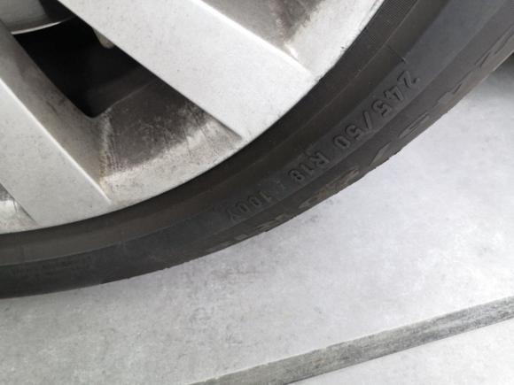 [佛山·粤X] 二手宝马宝马5系GT2010款 535i 领先型