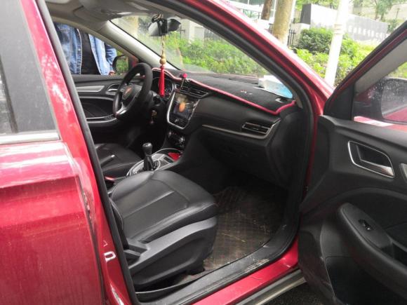 [广州·渝D] 二手荣威荣威RX32018款 1.6L 手动旗舰版