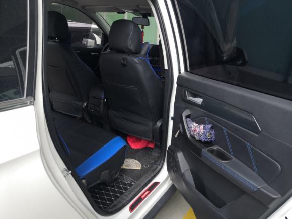 [上海·鲁D] 二手北汽威旺北汽威旺M602017款 1.5T CVT钻石版