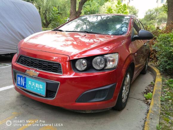 雪佛兰爱唯欧2013款 三厢 1.4L AT 天窗版「上海二手车」「天天拍车」