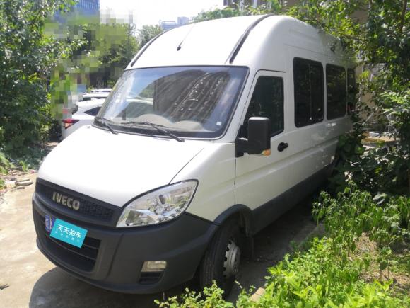 [合肥·皖A] 二手依维柯宝迪2017款 2.5T尊享A37客车高顶6-7座47Z5