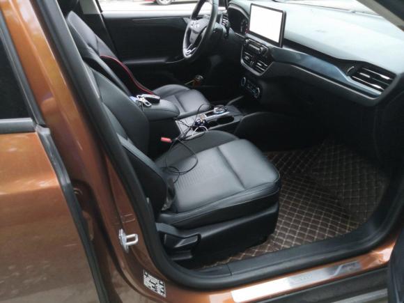 [济南·鲁A] 二手福特福克斯Active2020款 EcoBoost 180 自动劲耀型