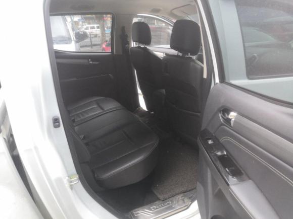 [金华·浙G] 二手五十铃D-MAX2018款 3.0T四驱自动超豪华型4JJ1-TC HI