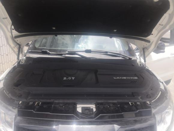 [深圳·粤C] 二手陆风陆风X72015款 2.0T 全景尊贵版