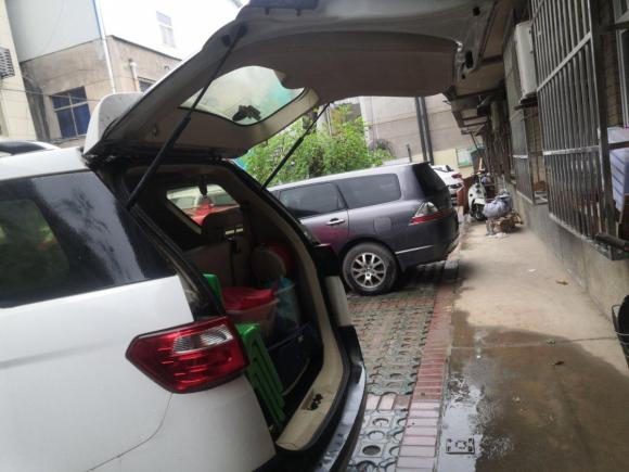 [西安·陕A] 二手东风风光东风风光3702016款 1.5L 手动标准型SFG15-05 7座