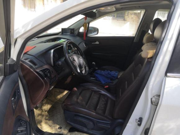 [深圳·粤B] 二手海马海马V70             2016款 2.0L 手动适·畅型 6座