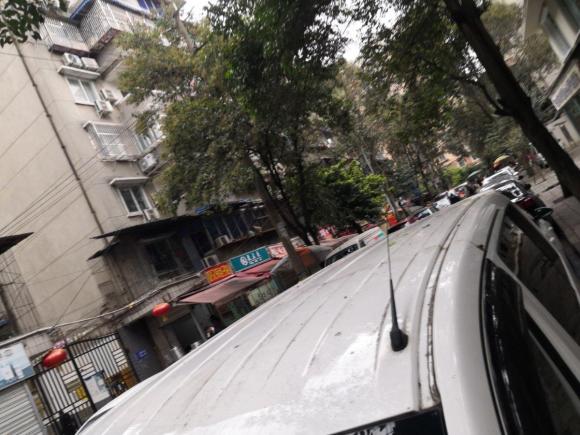 [成都·川A] 二手日产日产NV2002014款 1.6L CVT尊享型 国IV