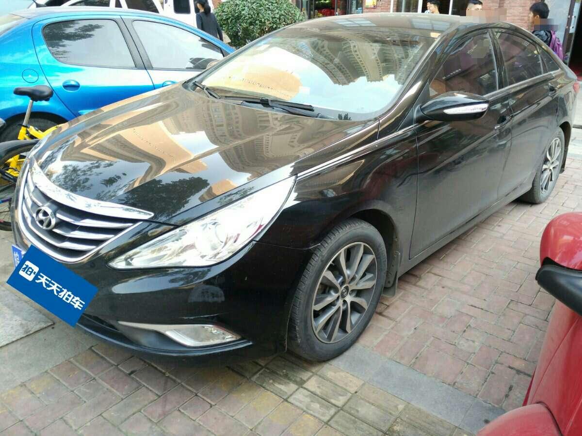 二手车评估师:现代索纳塔八4年车龄能卖多钱?