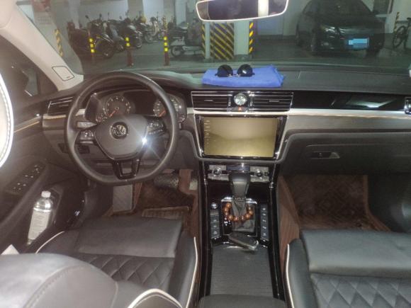 [台州·浙J] 二手大众辉昂2018款 改款 380TSI 两驱豪华旗舰版