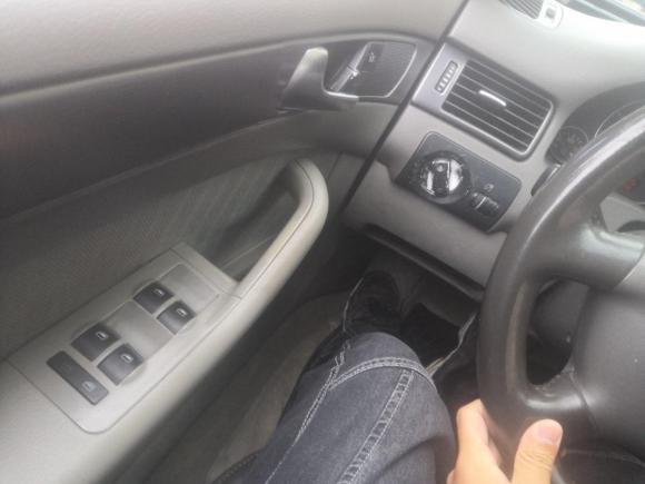 [佛山·粤A] 二手奥迪奥迪A62004款 1.8T 自动基本型