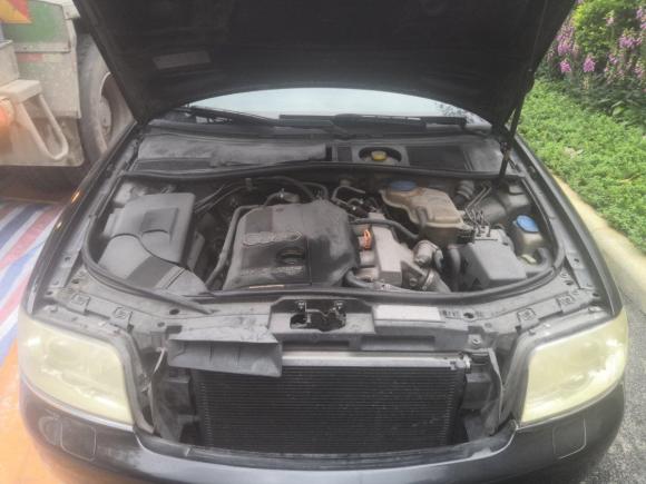 [佛山·粤A] 二手奥迪奥迪A62004款 1.8T 自动基本型