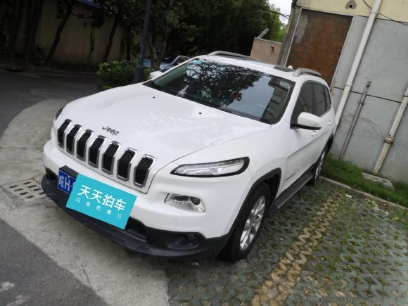 [上海·皖H] 二手Jeep自由光2016款 2.0L 优越版