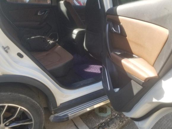 [嘉兴·浙F] 二手一汽森雅R72016款 1.6L 手动智能型