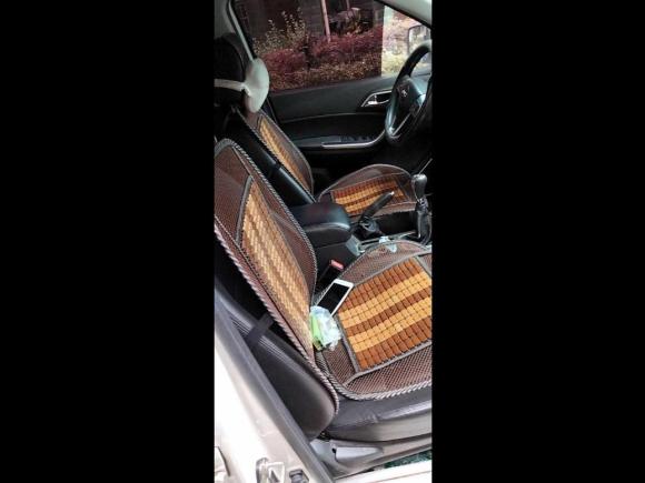 [武汉·鄂M] 二手江铃域虎52018款 2.4T经典版柴油手动两驱豪华型JX4D24A5L