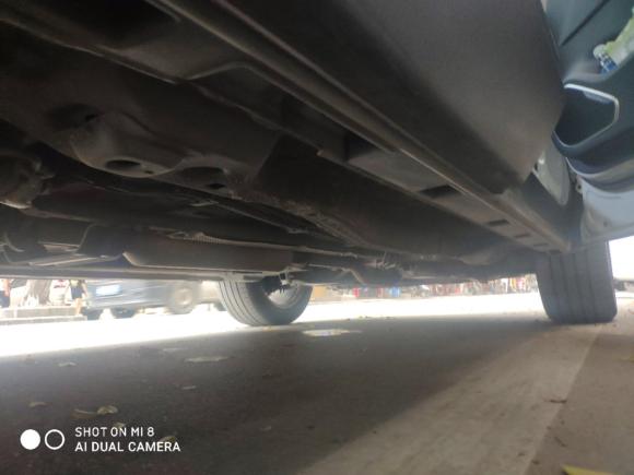 [广州·湘L] 二手中华中华V72018款 280T DCT旗舰型 5座