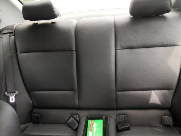 [无锡·苏B] 二手宝马宝马1系2011款 120i 双门轿跑车