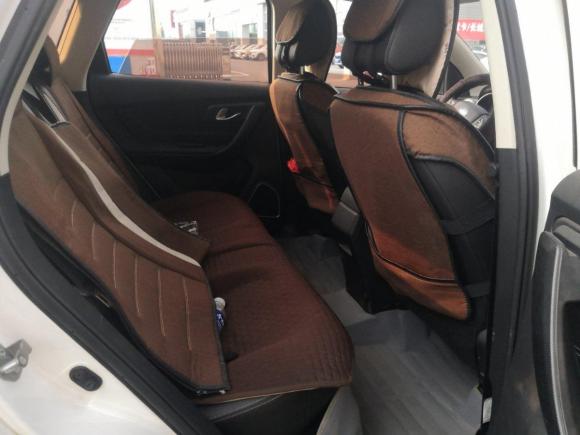 [无锡·苏B] 二手奔腾奔腾X402017款 1.6L 自动尊享型