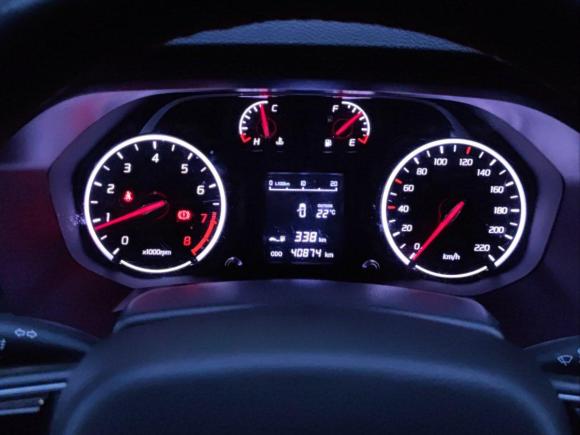 [义乌·川J] 二手陆风陆风X22017款 1.6L 手动劲锐版