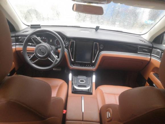 [无锡·苏B] 二手众泰众泰T7002017款 1.8T 双离合尊享型