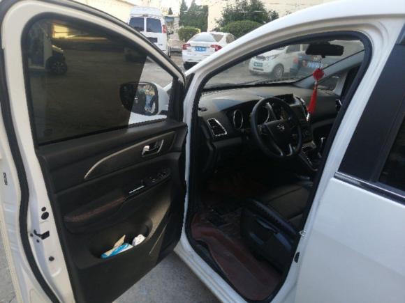 [青岛·鲁B] 二手长安轻型车睿行S502017款 1.5L 手动旗舰型 国V