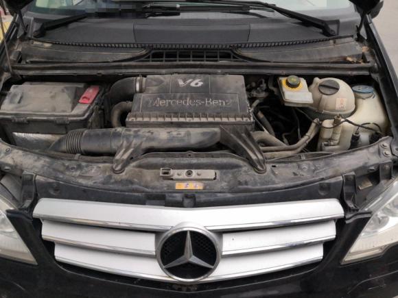 [成都·川A] 二手奔驰唯雅诺2013款 3.0L 领航版