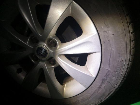 [金华·浙A] 二手MGMG32011款 1.5L AMT精英版