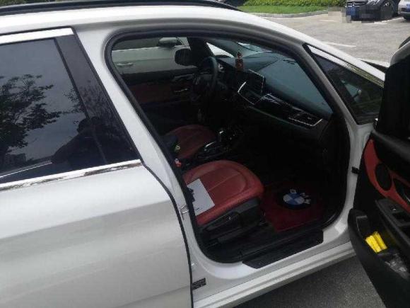 [青岛·鲁B] 二手宝马宝马2系旅行车2018款 218i 时尚型