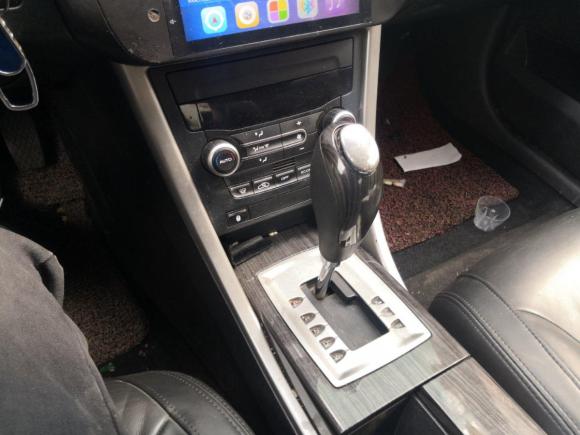 [义乌·浙G] 二手荣威荣威5502012款 550D 1.8T 自动品臻版