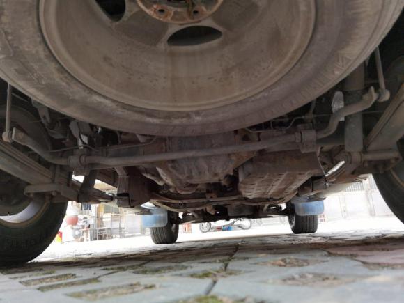 [无锡·苏B] 二手日产帕拉丁2004款 2.4L 两驱黑内饰型