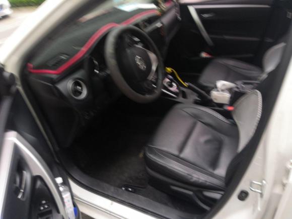 [无锡·苏B] 二手丰田卡罗拉2017款 改款双擎 1.8L E-CVT精英版